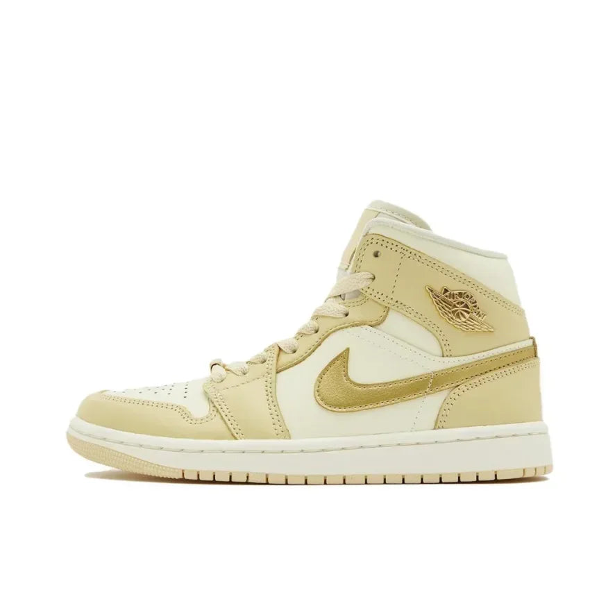 Nike Pink Air Jordan 1 MID Classic Trend Basketball Shoes Comfortable and wear-resistant casual sneakers Men and women's models