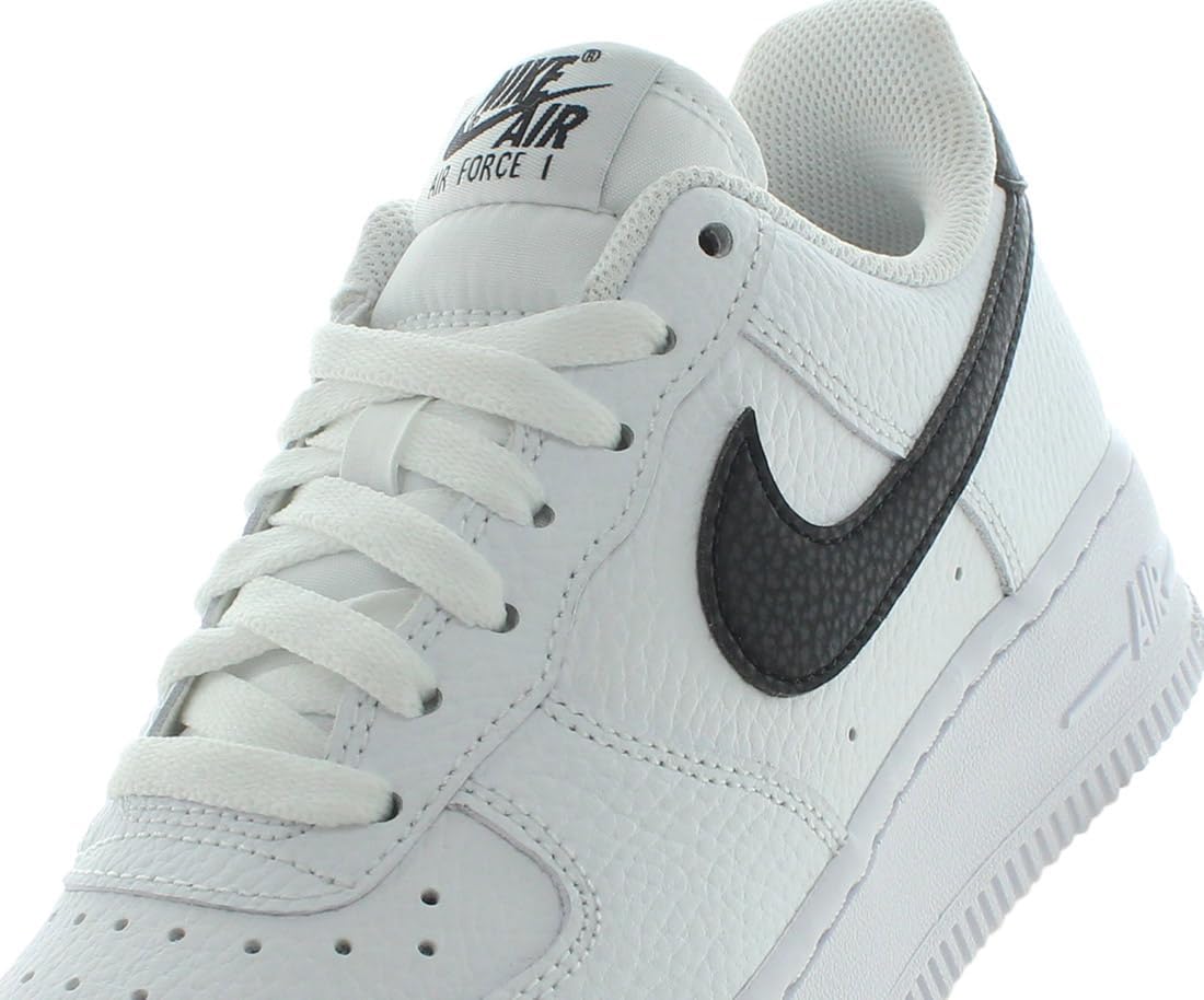 NIKE Air Force 1 '07 herr sneaker