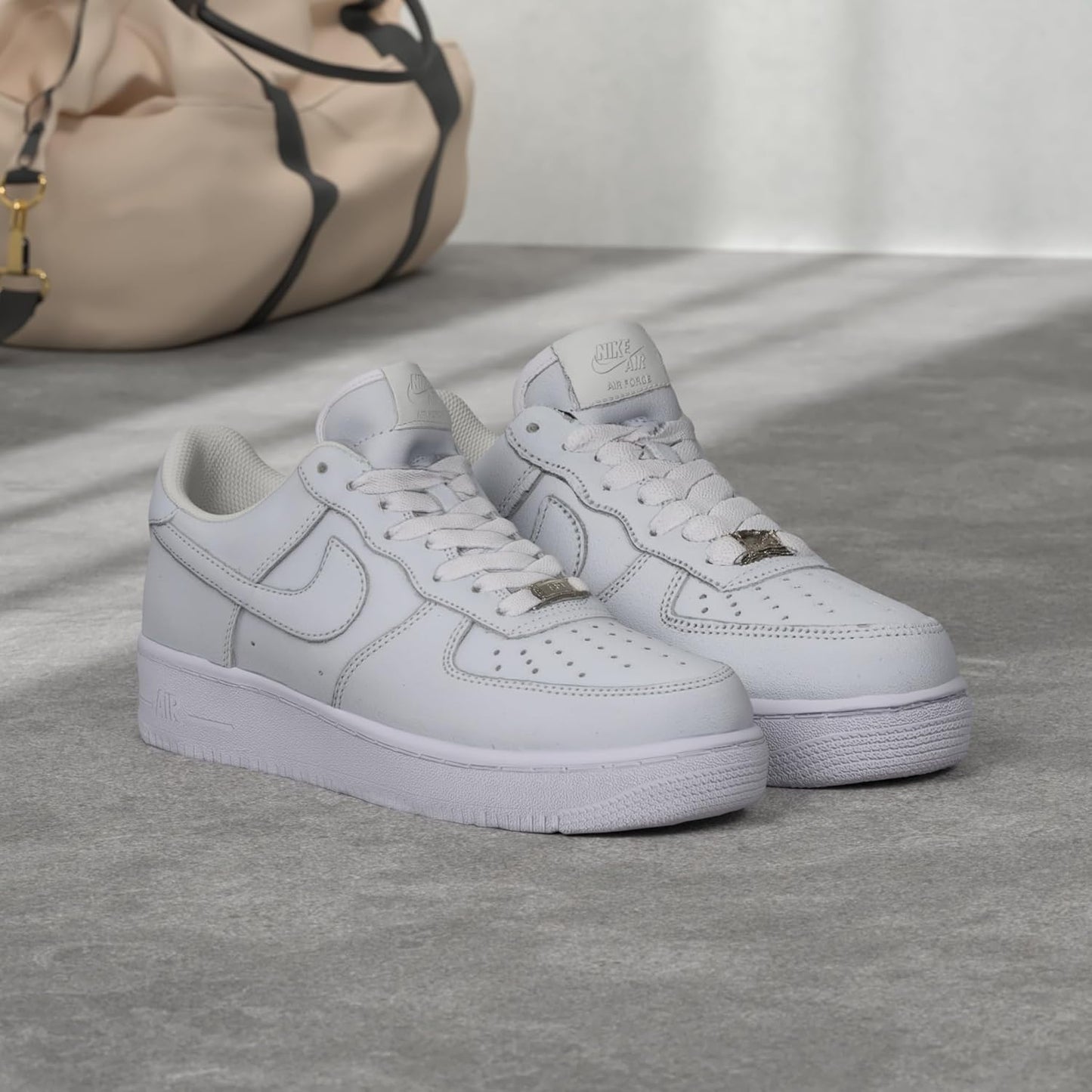 NIKE Air Force 1 '07 herr sneaker