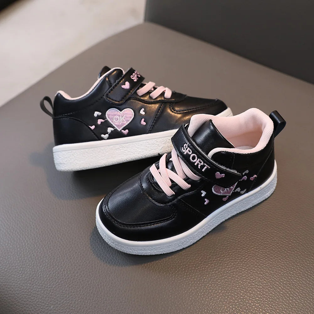 Love Embroidery PU Leather Platform Shoe Child Casual Sneakers Round Toe Brand Designer Dad Sneaker for Girls Boy Footwear