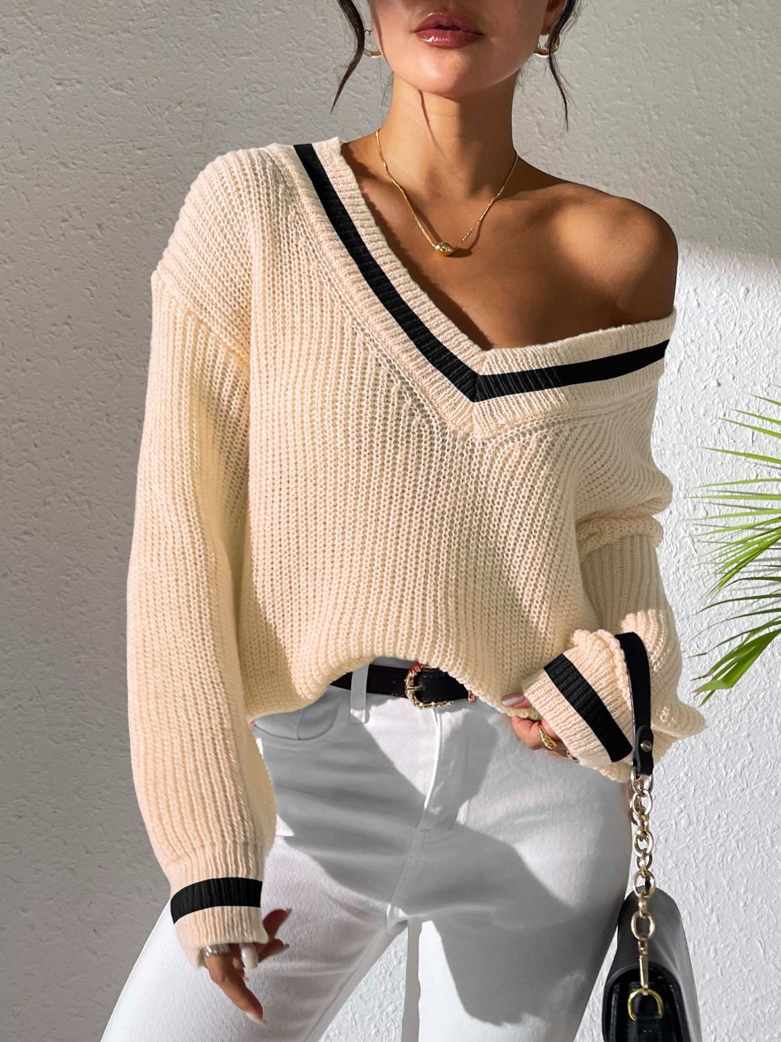 Contrast Trim V-Neck Long Sleeve Sweater