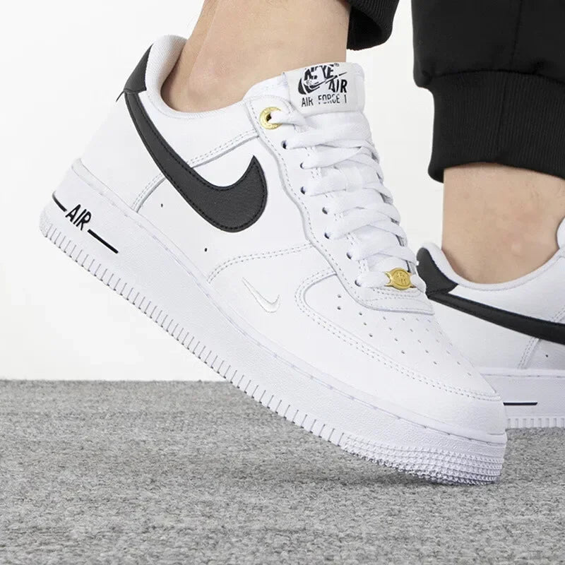 Nike Air Force 1 se Comfortable and versatile wear-resistant and non-slip low-top board shoes black and white